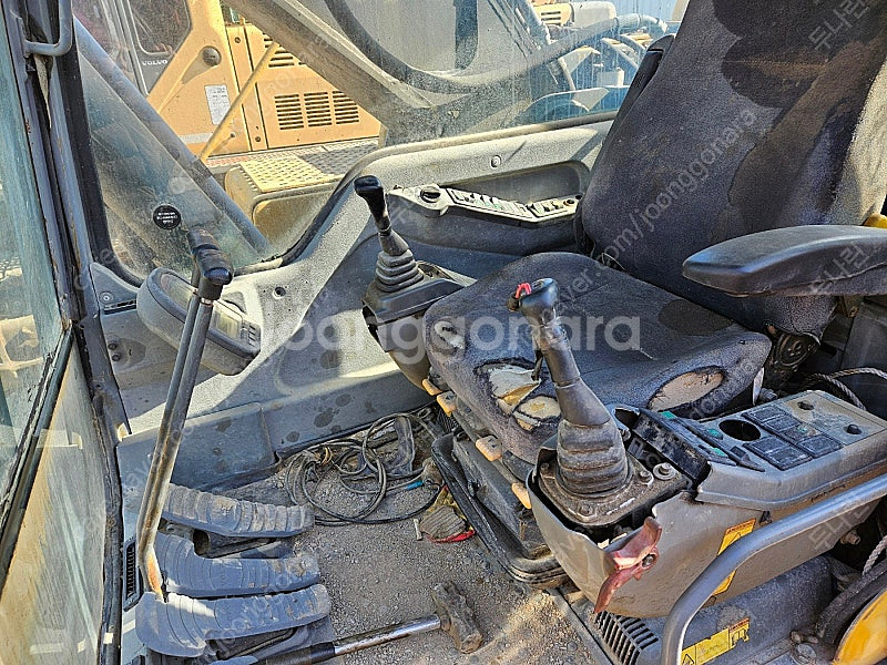 볼보 EC290B 2006년식 코끼리집게 10 궤도형 중고굴삭기--8